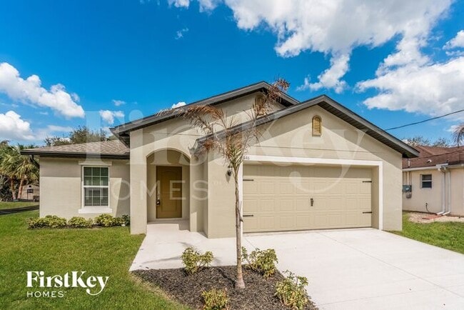 3446 Colfax Ln in North Port, FL - Building Photo - Building Photo