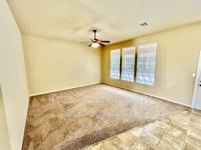 1109 Emily Ln in Ada, OK - Building Photo - Building Photo