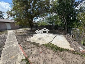 127 Dartmoor St in San Antonio, TX - Foto de edificio - Building Photo