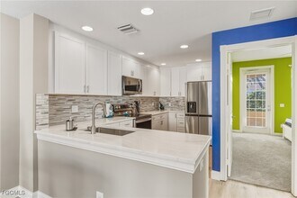 15300 Latitude Dr in Bonita Springs, FL - Building Photo - Building Photo