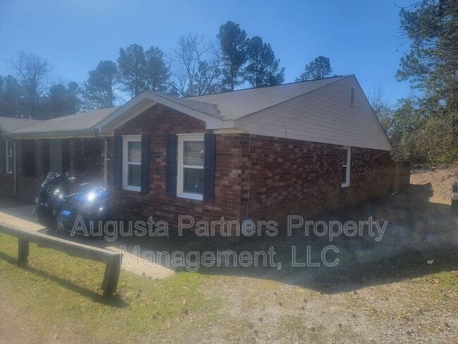 134 Samarya Ln in Martinez, GA - Building Photo - Building Photo