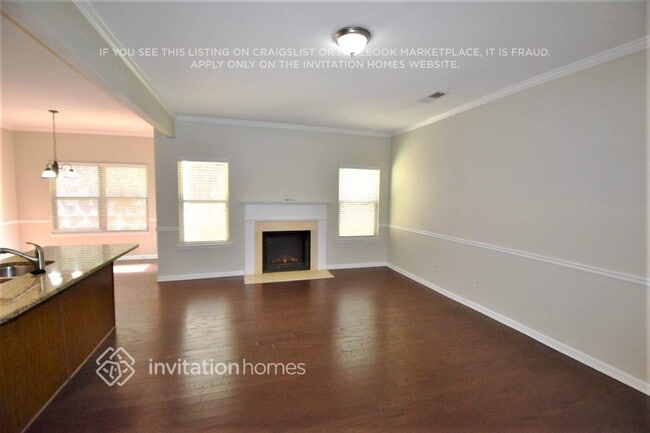 526 Crestmont Ln in Canton, GA - Building Photo - Building Photo