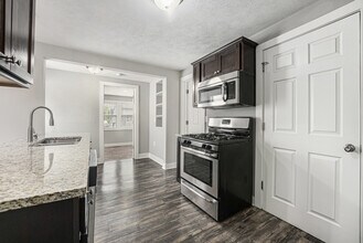 620 4th St NW in Grand Rapids, MI - Foto de edificio - Building Photo