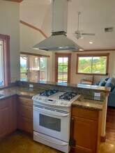 9 Huapala Pl in Lahaina, HI - Building Photo - Building Photo