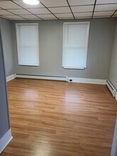 17 Stearns St, Unit #1 in Malden, MA - Foto de edificio - Building Photo