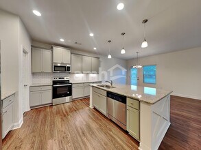 460 Omnia Ridge Way in Lawrenceville, GA - Building Photo - Building Photo