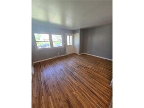 1715 Polk St NE in Minneapolis, MN - Building Photo - Building Photo