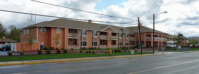 Stillwater Senior Apartments in Lebanon, OR - Building Photo - Building Photo