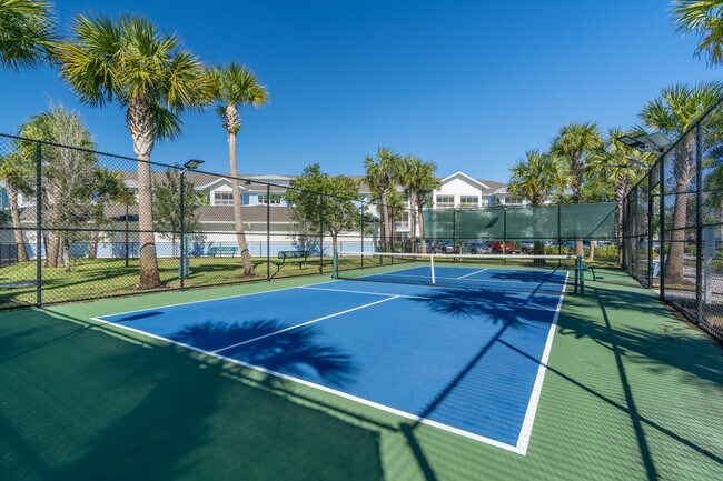 The Sovana at Stuart in Stuart, FL - Foto de edificio - Building Photo