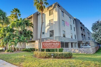 1595 NE 135th St in North Miami, FL - Building Photo - Building Photo