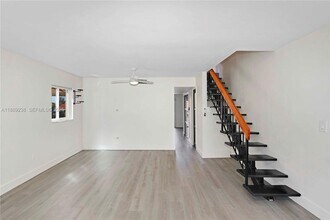 5530 W 26th Ct in Hialeah, FL - Building Photo - Building Photo