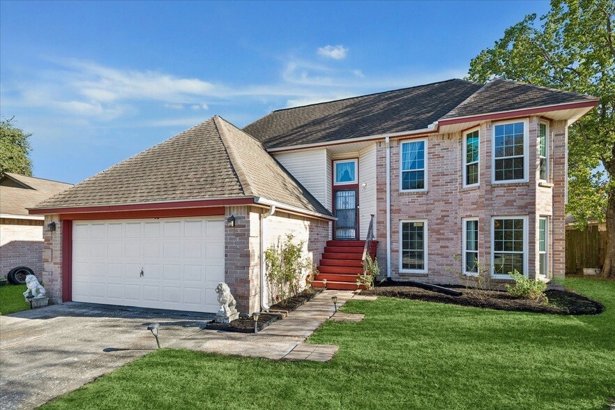 7515 Gold Dust Ln in Houston, TX - Building Photo