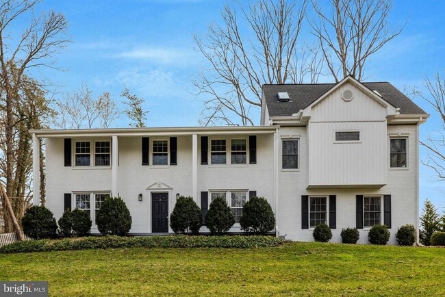 1108 Bellview Rd in McLean, VA - Building Photo - Building Photo