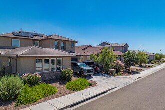 Legends at Rancho Cabrillo in Peoria, AZ - Building Photo - Building Photo