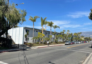 La Loma Apartments in Goleta, CA - Building Photo - Building Photo