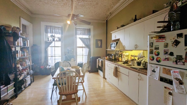 346 S Rose St, Unit 3 in Kalamazoo, MI - Foto de edificio - Building Photo