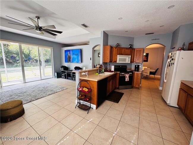 4555 61st Terrace in Vero Beach, FL - Building Photo - Building Photo