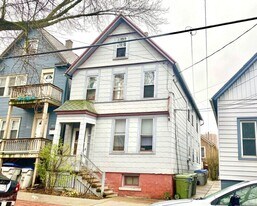 1207 E Kane Pl in Milwaukee, WI - Building Photo