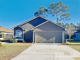 4231 Hanging Moss Dr in Orange Park, FL - Building Photo
