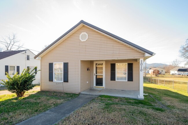 property at 1010 Myrtle St