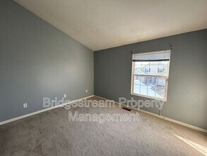 4358 Straight Arrow Rd in Beavercreek, OH - Building Photo - Building Photo