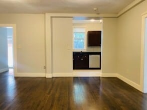 27 Curve St in Dedham, MA - Building Photo - Building Photo