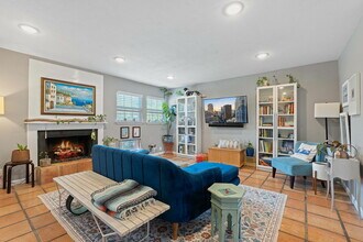 3211 Northeast Dr in Austin, TX - Building Photo - Building Photo