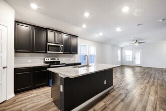 3168 Junction Bay in Converse, TX - Building Photo - Building Photo