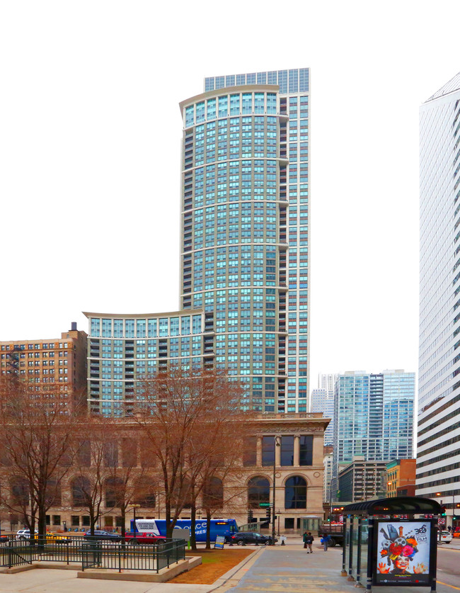 The Heritage Shops At Millennium Park in Chicago, IL - Foto de edificio - Building Photo