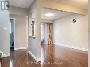 24 Fundy Bay Blvd in Toronto, ON - Building Photo - Building Photo