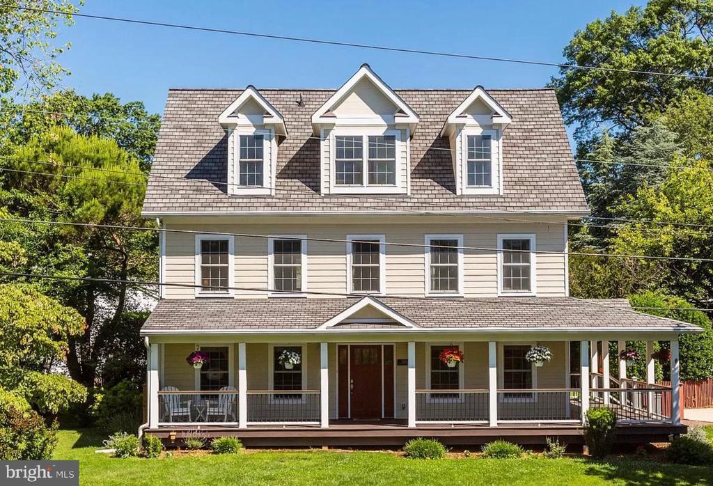 1200 Highwood Rd in Rockville, MD - Building Photo