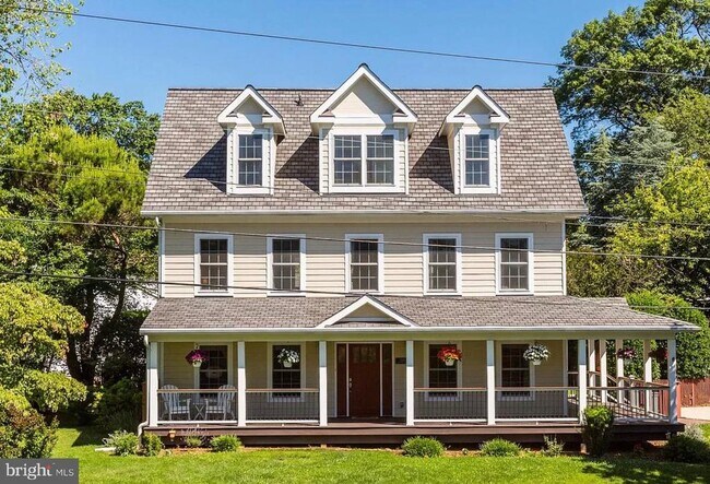 property at 1200 Highwood Rd