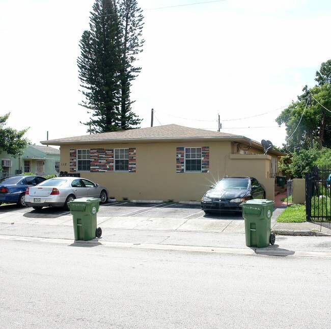 110 NW 75th St in Miami, FL - Building Photo - Building Photo