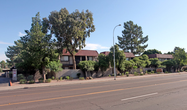 Scene One Condominiums in Tempe, AZ - Building Photo - Building Photo