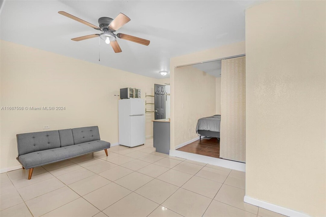 12426 SW 259th St-Unit -A in Homestead, FL - Building Photo