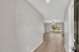 439 Clover Ln in Garland, TX - Building Photo - Building Photo