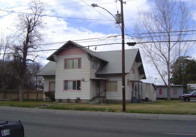 510 SE 4th St in Hermiston, OR - Foto de edificio