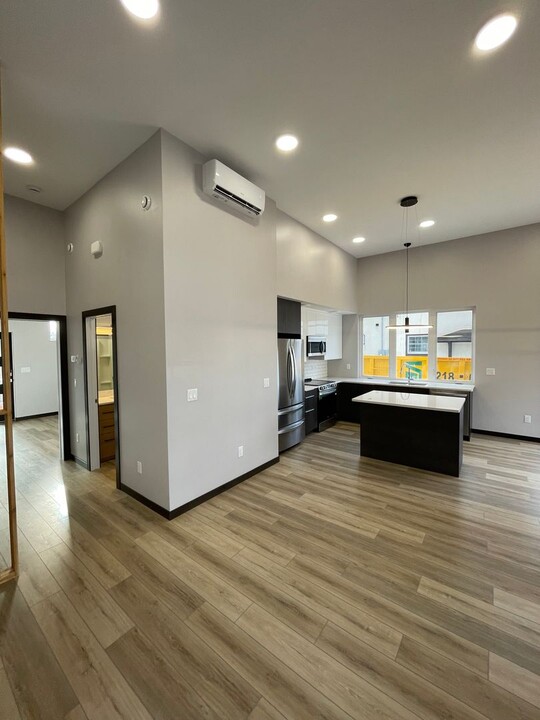4005 Robinson St, Unit 4005 1/2 Robinson Street in Duluth, MN - Building Photo