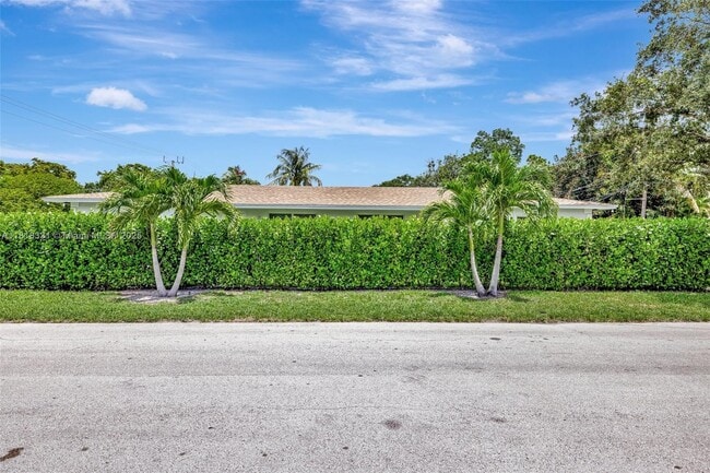 property at 1500 SW 6th Ave