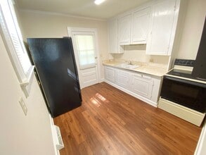 1109 Grove St in Kannapolis, NC - Building Photo - Building Photo