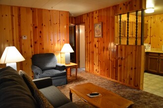 237 E White Mountain Blvd in Pinetop, AZ - Building Photo - Building Photo