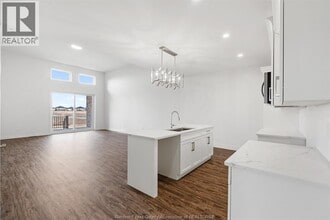 164 McLellan Ave in Amherstburg, ON - Building Photo - Building Photo