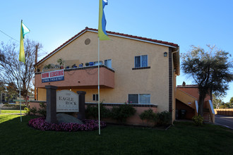 Eagle Rock Villas in Escondido, CA - Building Photo - Building Photo