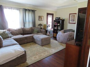 1157 Beaconsfield Ave in Grosse Pointe Park, MI - Building Photo - Building Photo