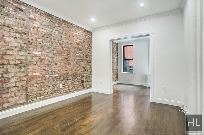 MOTT STREET in New York, NY - Building Photo - Building Photo
