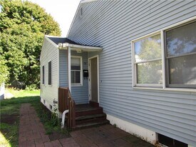 42 Peter St in Providence, RI - Building Photo