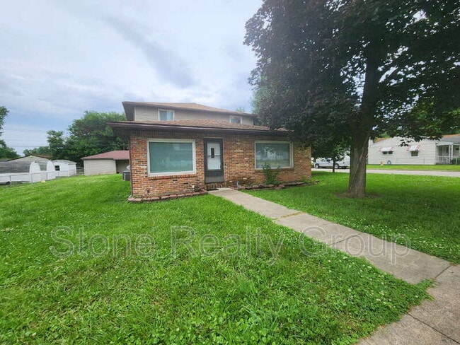property at 2724 Maple Ave