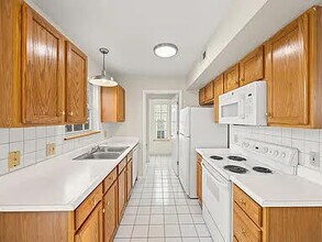 2148 Fortune Hill Ln in Lexington, KY - Building Photo - Building Photo