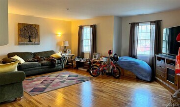 18 Mechanic St in Carmel, NY - Building Photo - Building Photo