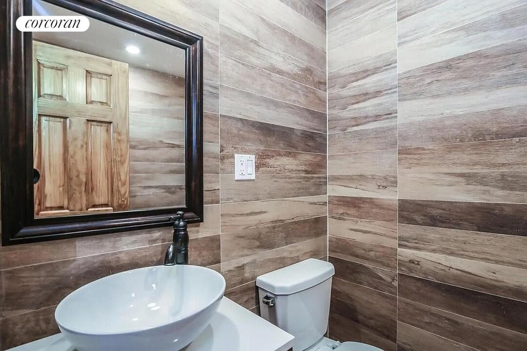 1250 Herkimer St in Brooklyn, NY - Building Photo